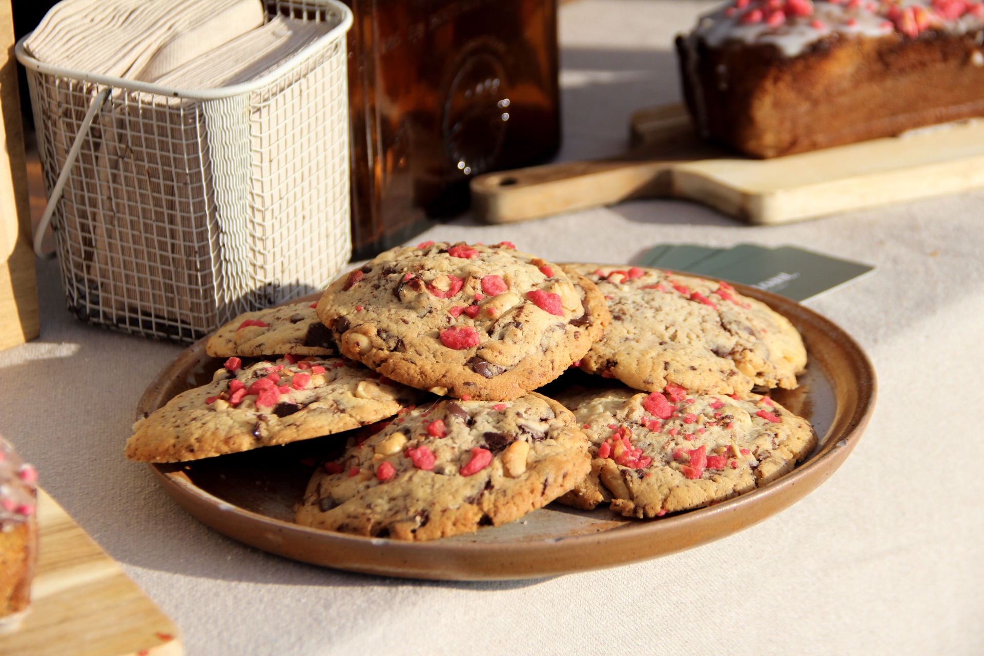 Plateau de cookies gourmands pour le pique-nique solidaire